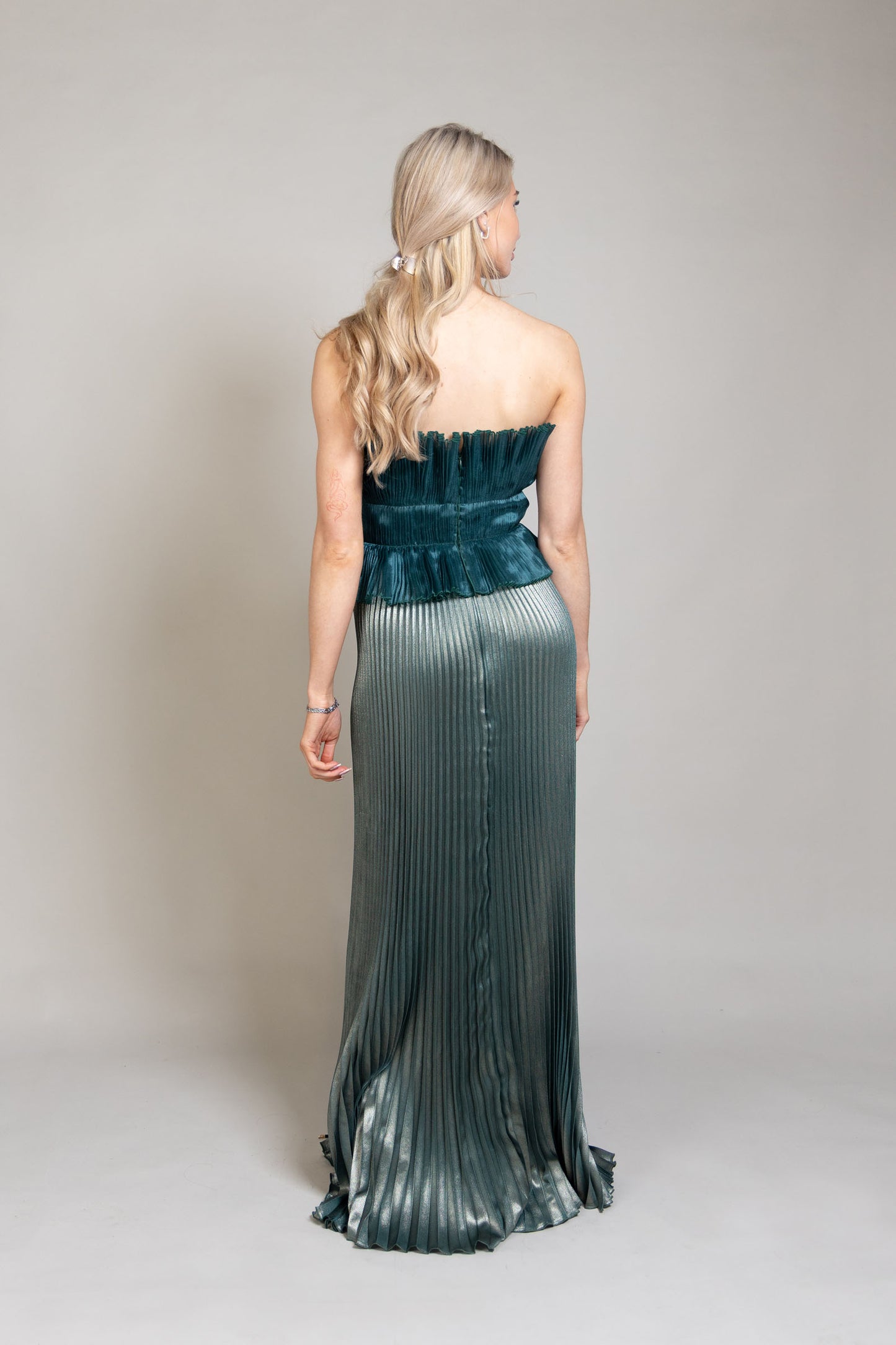 L’IDEE Masquerade Gown x Oil Shine